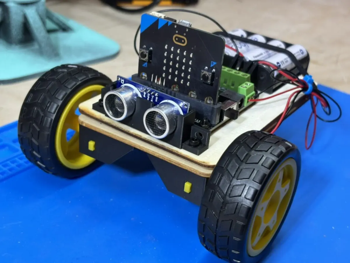 How Do You Build a Robot from scratch with a micro:bit?